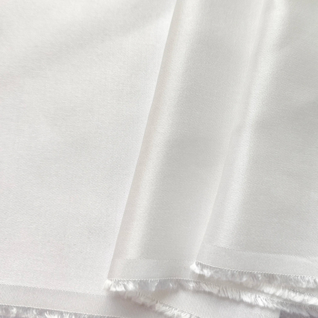55'' Wide 16.5 Momme Ivory White Charmeuse Silk Cotton Satin Fabric for Bridal Gowns And Evening Wear